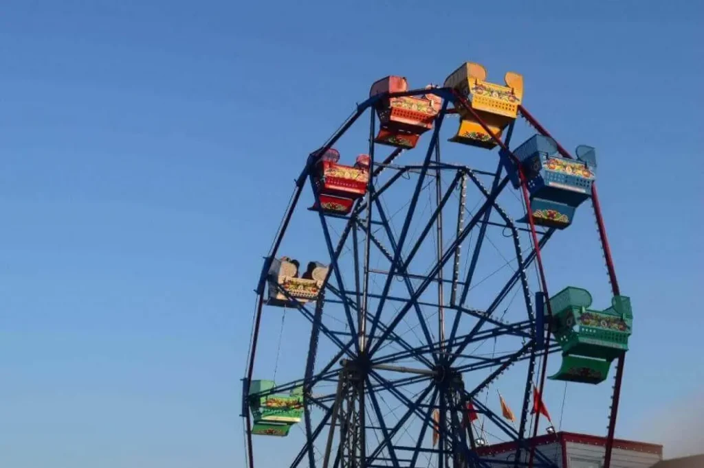 6 Tips For Hiring A Ferris Wheel
