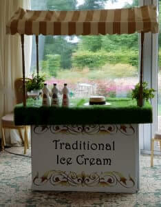 Hire Traditional Ice Cream Carts For Weddings