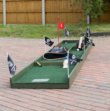 Crazy Golf Hire Jolly Roger Hole