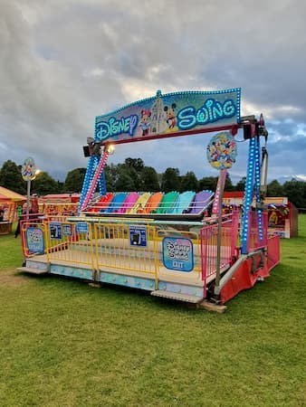 Fun Swing Ride