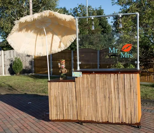 Rustic-Bar-Tiki-Bar Rustic-Bar-Tiki-Bar