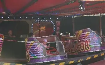 Waltzer car