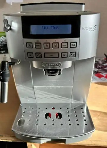 Delonghi Magnifica S Coffee Machine
